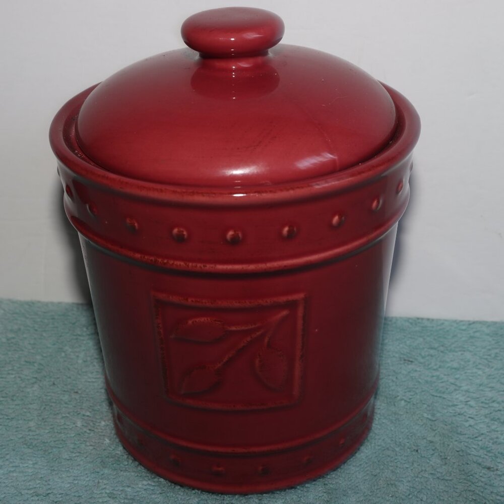 Sorrento Debby Segura 2001 Red  Small Signature Canister. 5" without lid on.